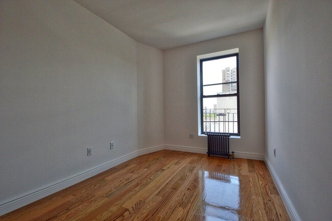Foto del edificio - 500 W 110th St