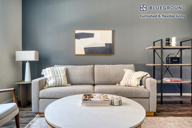 Foto del edificio - 3251 Lowell Blvd