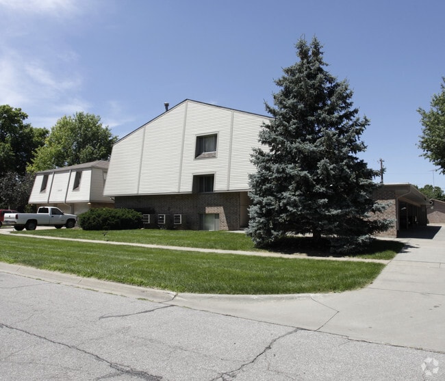 Havelock Apartments for Rent Lincoln, NE 8 Rentals