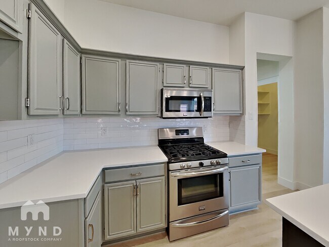 Foto del edificio - 8217 Burleigh St