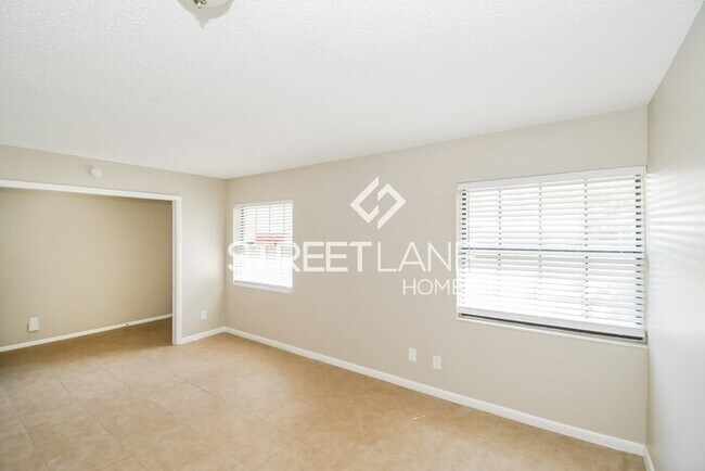 Building Photo - 7433 Leroy Dr