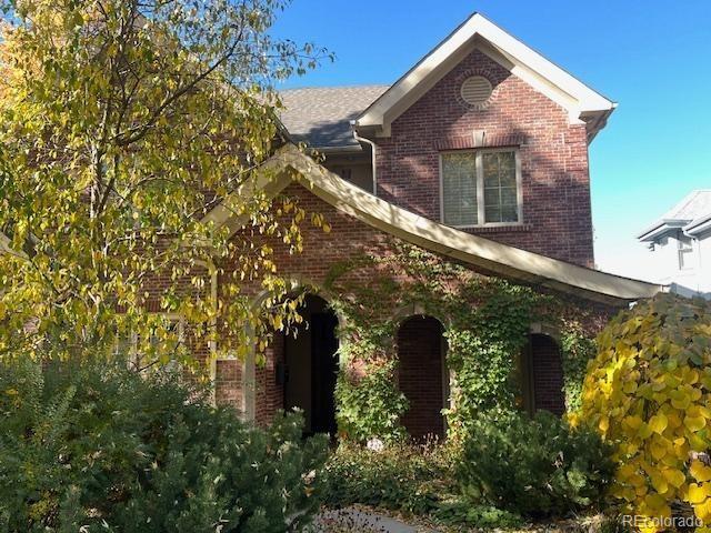 Foto principal - 595 S Corona St