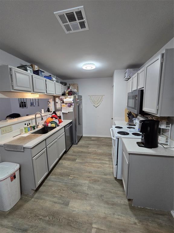 Building Photo - 6909 Hyland Cir