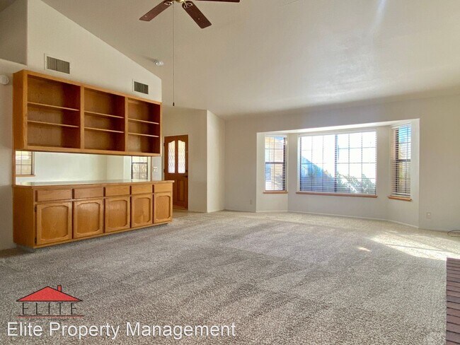 Building Photo - 3 br, 2.5 bath House - 128 W Mojave Rose