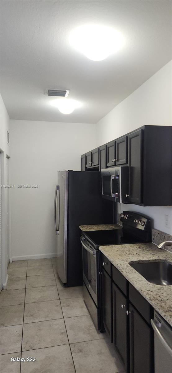 Building Photo - 9515 SW 171st Ct