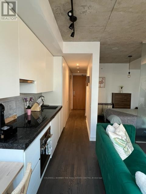 Photo du bâtiment - 625-629 King St W