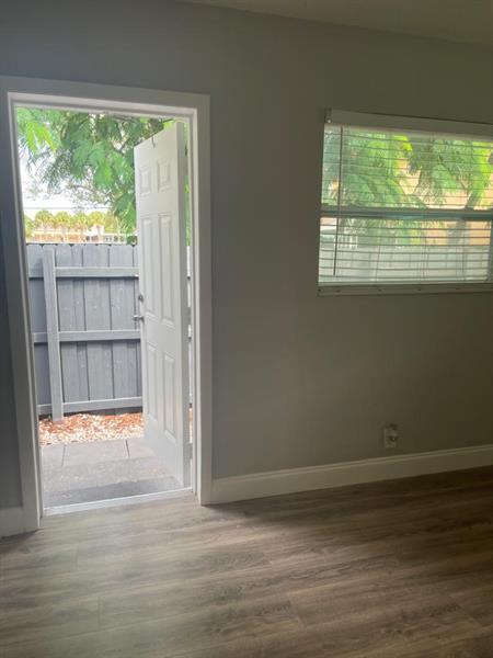 Foto del edificio - 732 SE 15th St