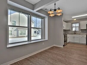 Building Photo - 279 Frenn Ave