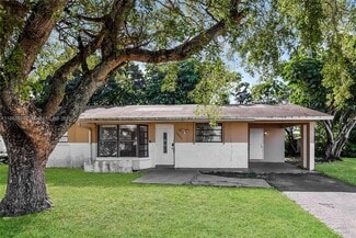 Building Photo - 5801 Royal Palm Blvd