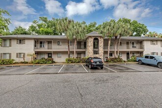 Building Photo - 2025 San Marcos Dr SE