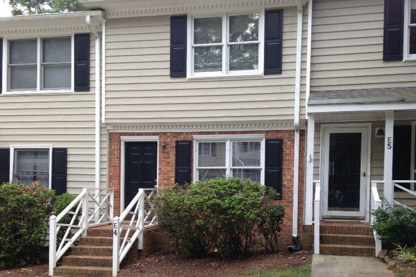 100 Fenway Ct, Carrboro, NC 27510 Townhome Rentals in Carrboro NC