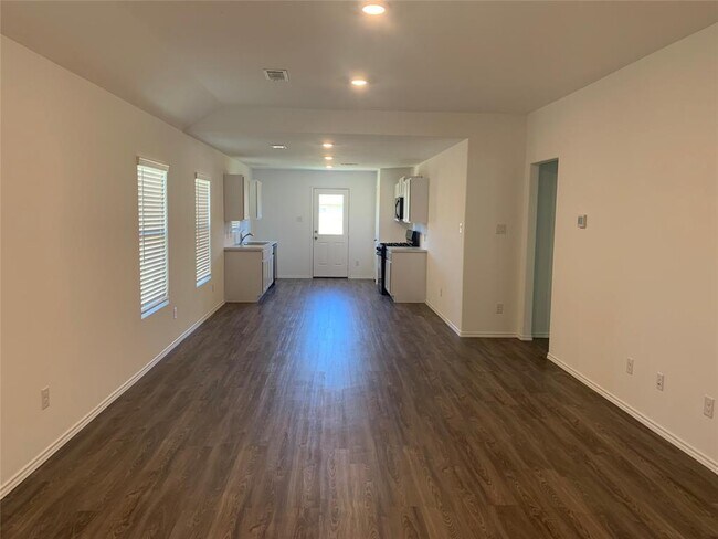 Building Photo - 4512 Auburn Landing Circle
