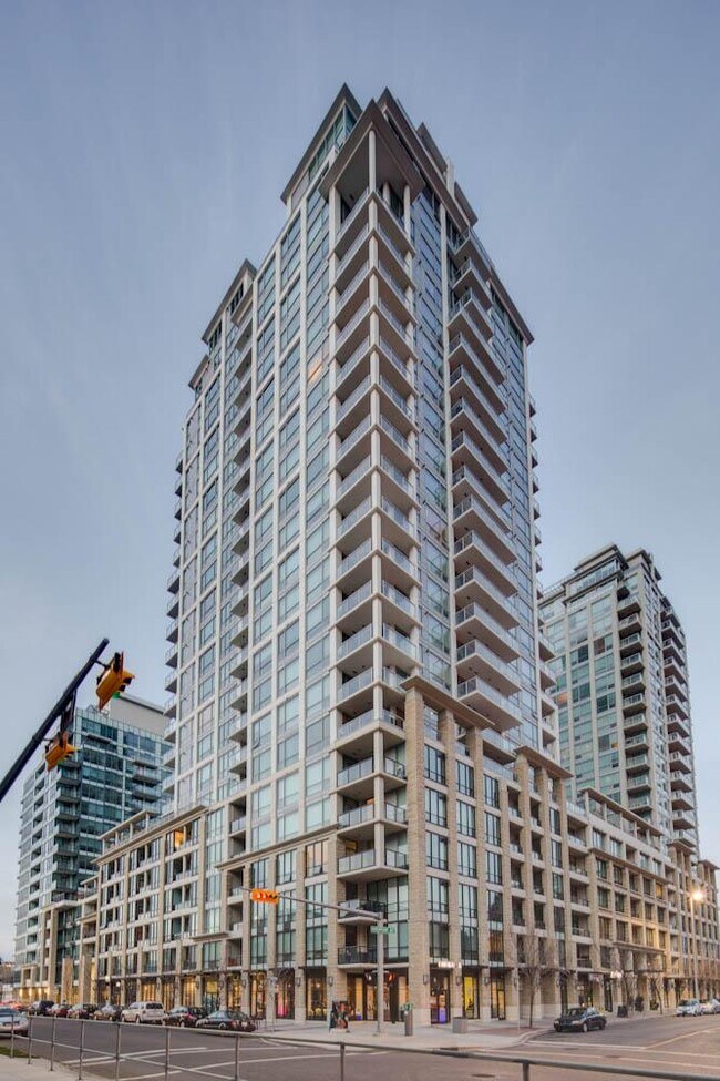 Building Photo - Waterfront Outlook