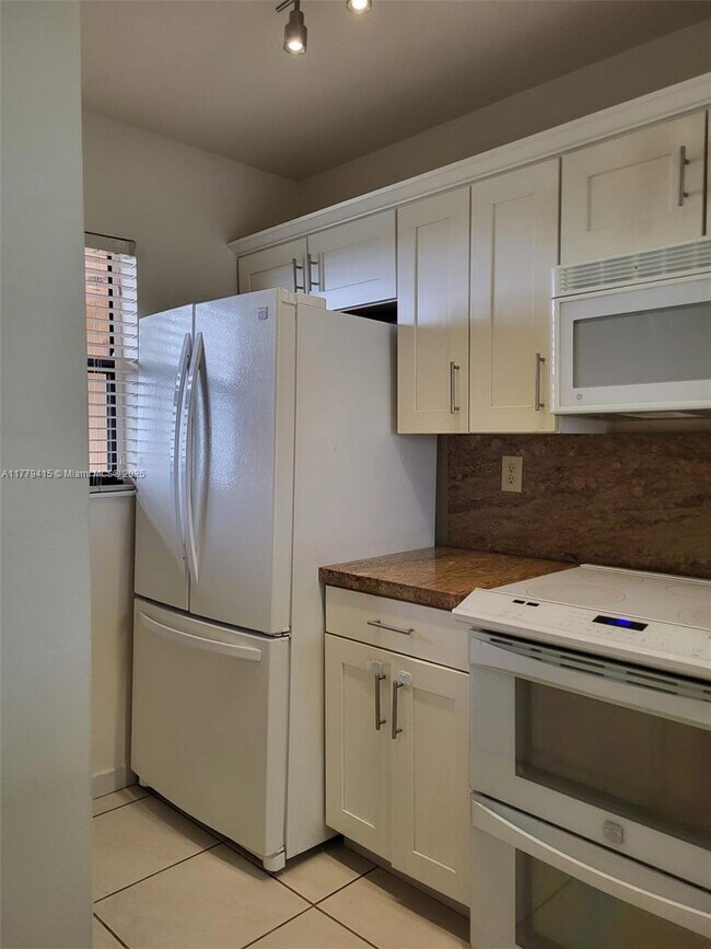 Foto del edificio - 10155 NW 9th St Cir