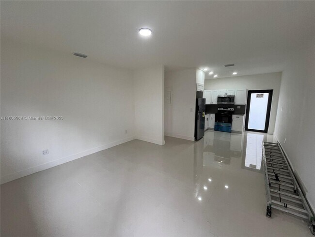 Foto del edificio - 1800 NW 18th Terrace