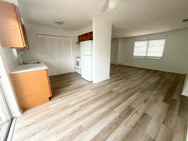 Foto del edificio - 3041 Park Ln