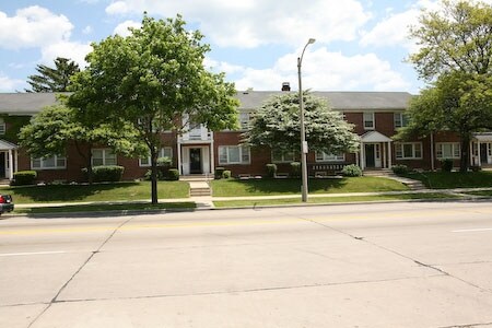 Primary Photo - Roosevelt Garden Apartments