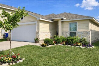 Building Photo - 332 Liberty St