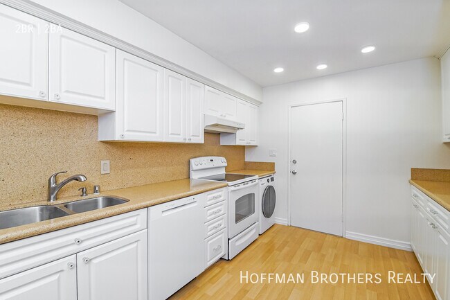 Foto del edificio - 4807 Woodley Ave