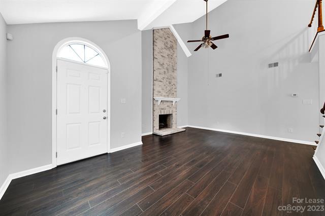 Building Photo - 9453 Kings Falls Dr