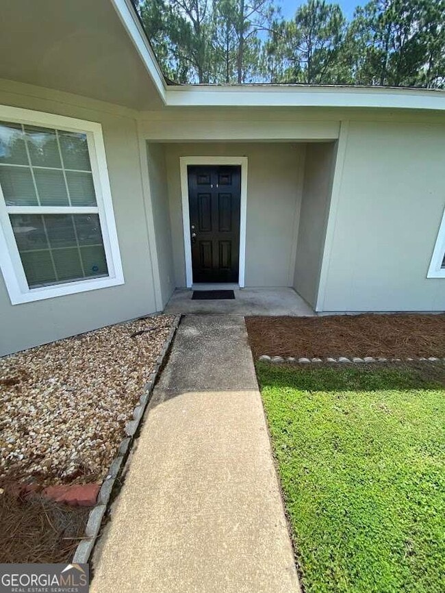 Building Photo - 213 Aidan Ct