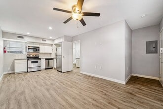 Interior Photo - Casa de Dali