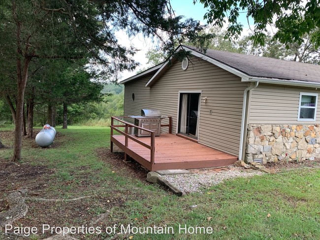 Foto del edificio - 4 br, 3 bath House - 755 Fouts Road