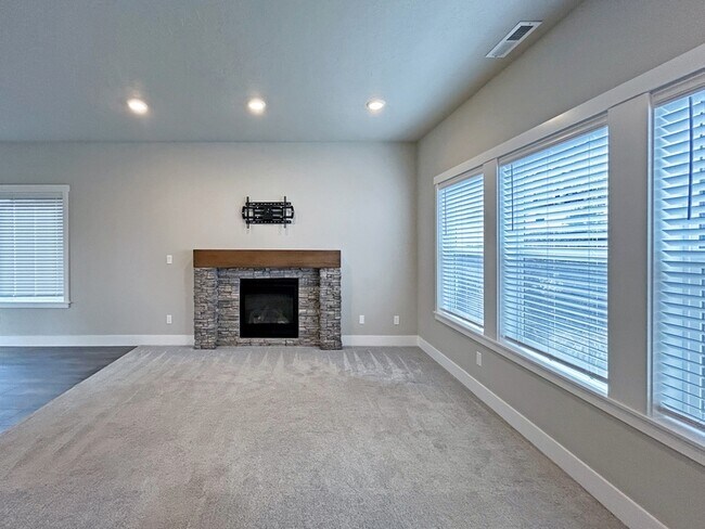 Foto del edificio - 3740 Rockcress Rd