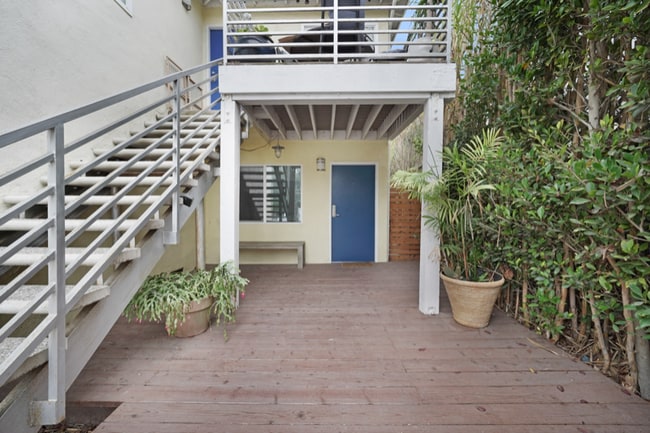 Building Photo - 510 San Juan Ave