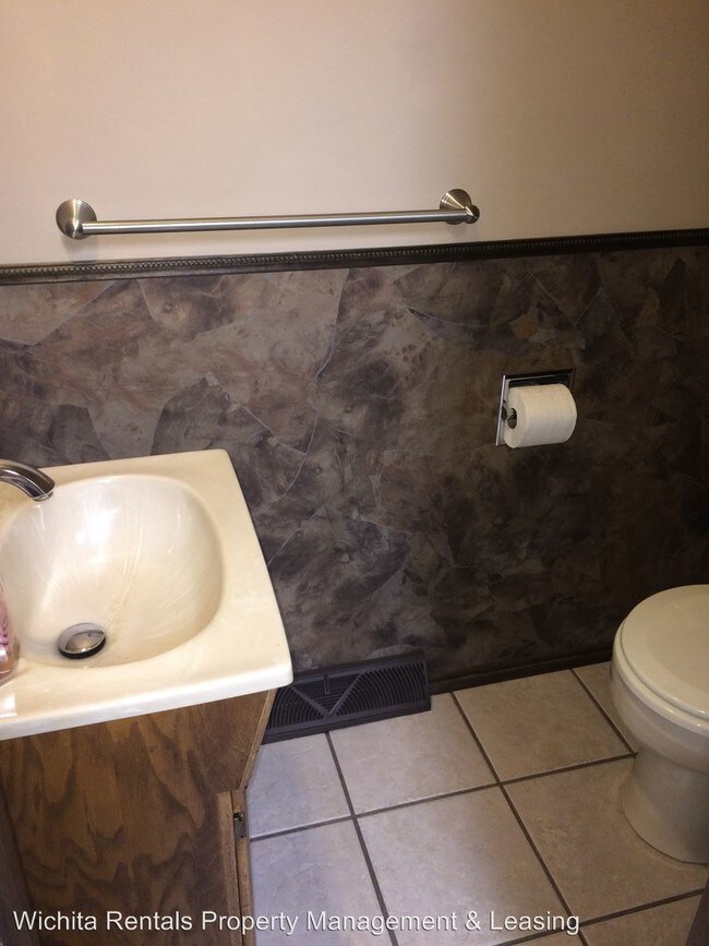 Foto del edificio - 1112 N Dry Creek Dr
