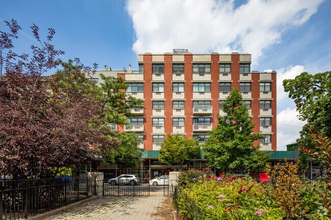 Foto del edificio - 2002 5th Ave