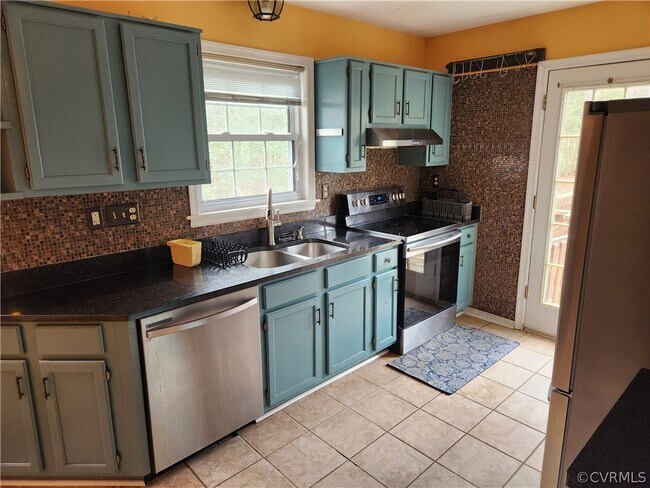 Building Photo - 7404 Willow Ridge Terrace