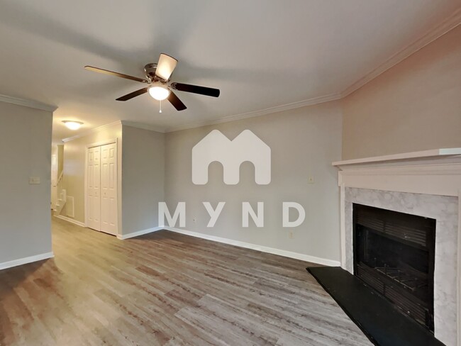 Foto del edificio - 2745 Sterling Park Dr
