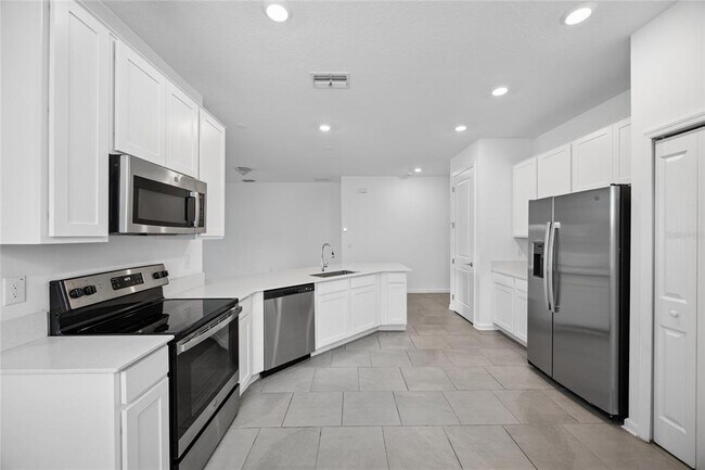 Building Photo - 363 Loch Ct
