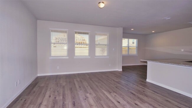 Building Photo - 2225 Angie Kaye Dr