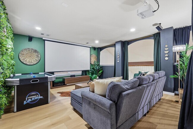 Foto del edificio - 2831 Rosewood Blvd