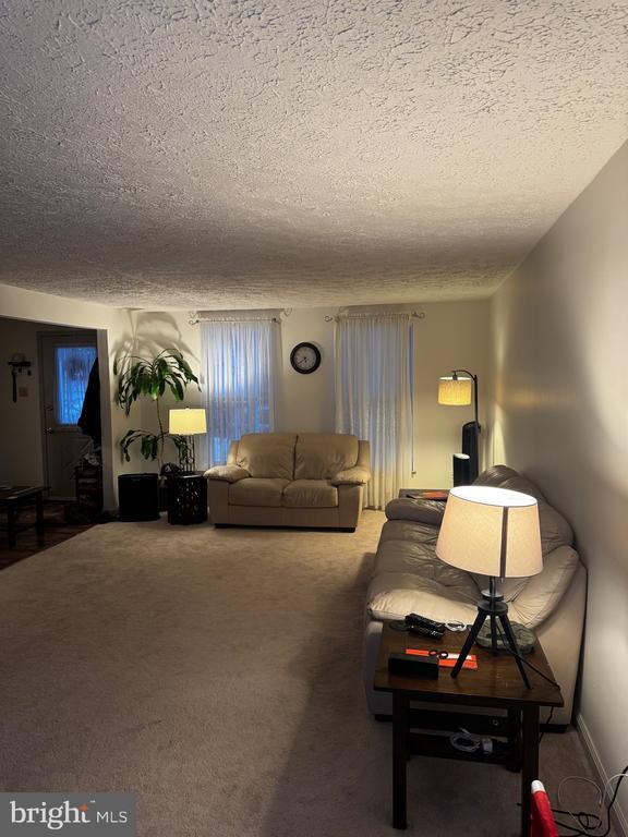 Foto del edificio - 13025 Gershwin Way