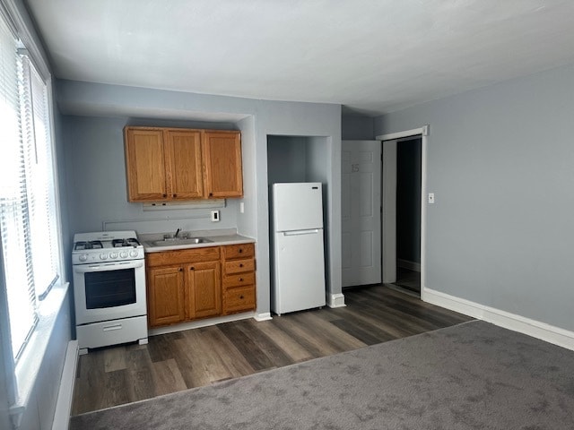 Foto del edificio - 824 N West St