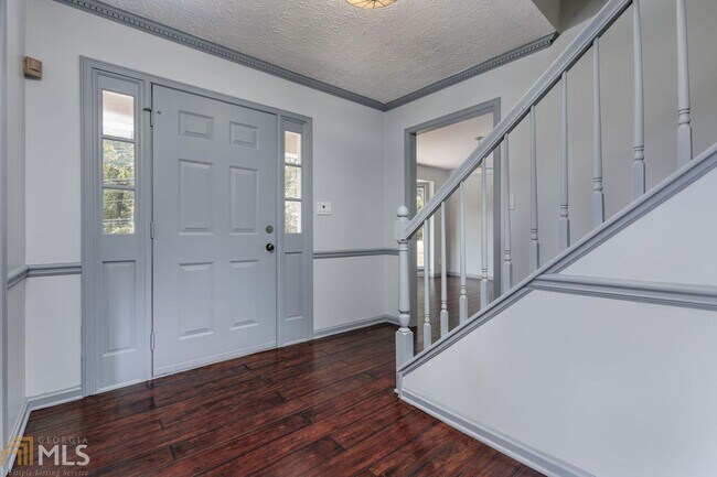 Building Photo - 1139 Ashley Lake Dr