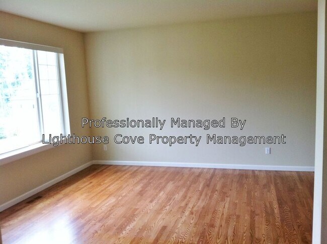 Building Photo - 8063 Icicle Pl NW