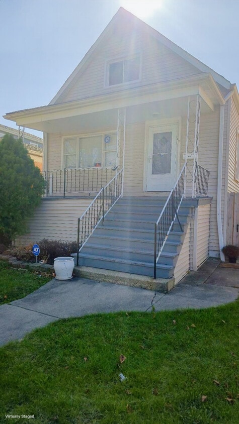 Foto principal - 5452 N Luna Ave