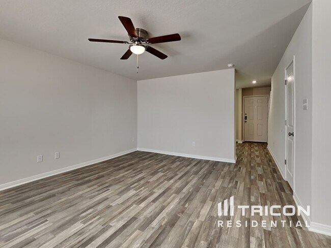 Building Photo - 10135 Cerritos Drive Conroe TX