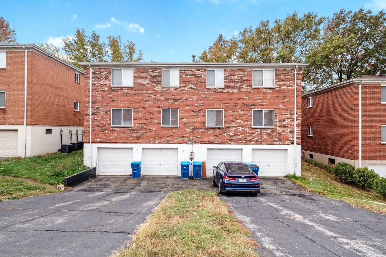 Primary Photo - 10023 Willdan Dr