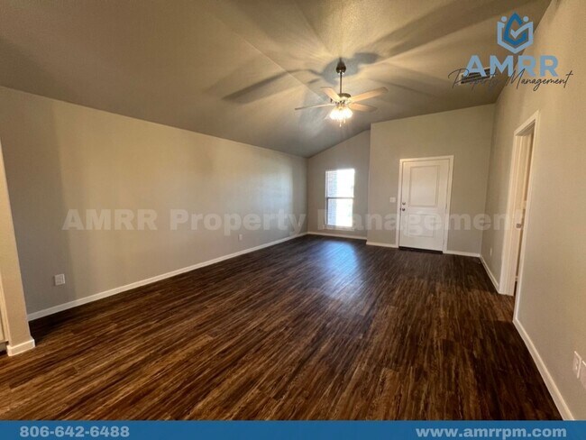 Foto del edificio - New Beginnings Start At AMRR: 3 Bedroom In Cypress Grove!