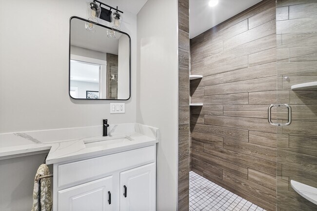 Foto del edificio - 814 Main St