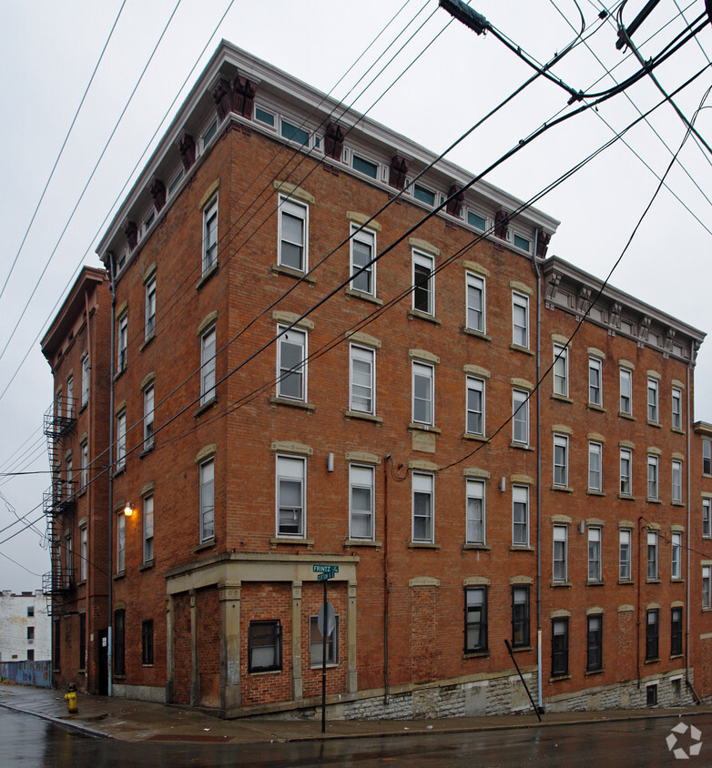 Building Photo - 103 E Clifton Ave