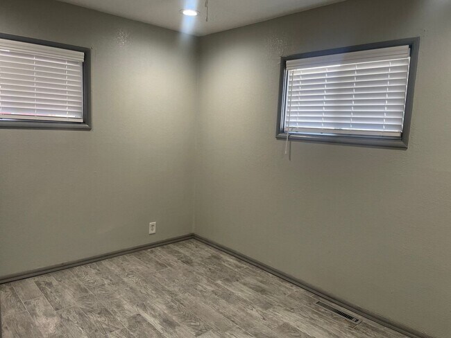 Foto del edificio - Updated single family residence