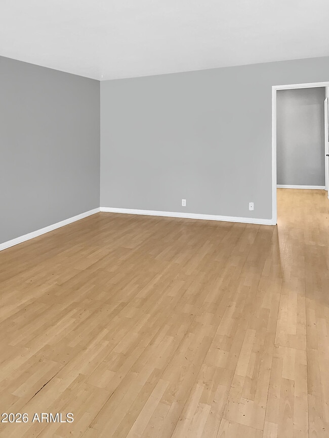 Building Photo - 6841 E 2nd St