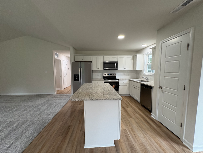 Building Photo - 45 New Bethel Ct