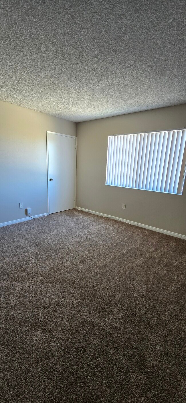 Foto del edificio - Townhouse Apartments